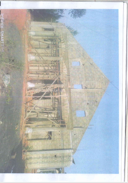 Projet de Construction de la Paroisse de l'Eglise Catholique de Fotsem-Lessing - POSE DE LA CHARPENTE – Image 3